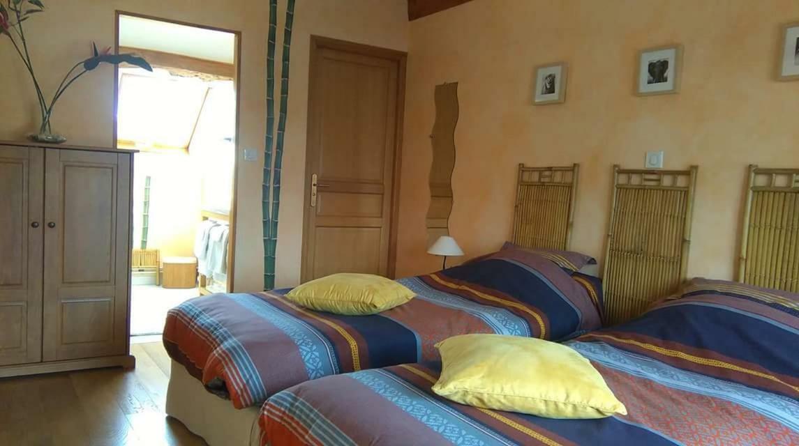 Bed and Breakfast Le Moulin Aux Moines Croissy-sur-Celle Exterior foto