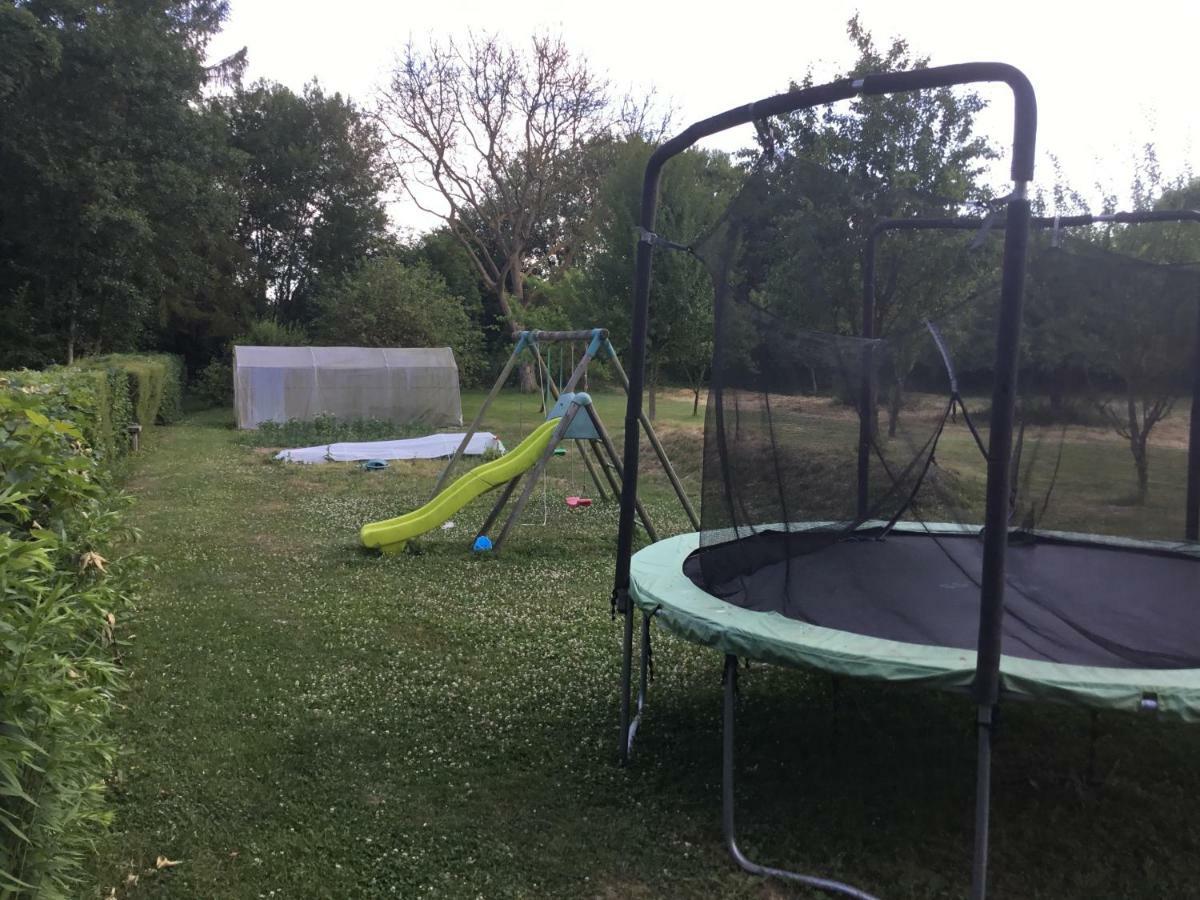 Bed and Breakfast Le Moulin Aux Moines Croissy-sur-Celle Exterior foto