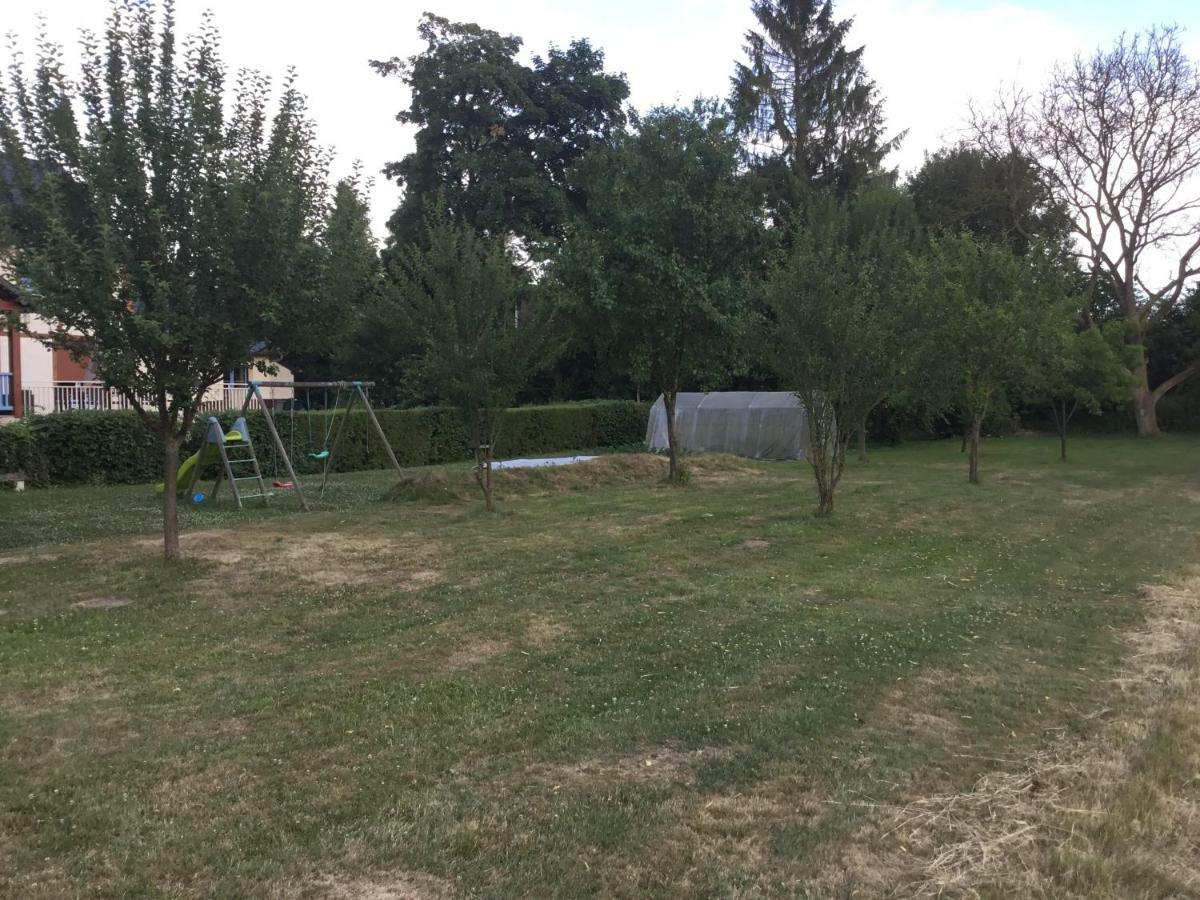 Bed and Breakfast Le Moulin Aux Moines Croissy-sur-Celle Exterior foto